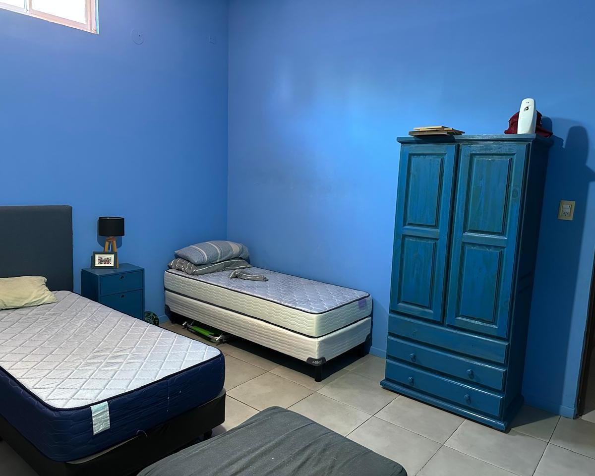 Venta de Casa/lote en Parque Chass 4