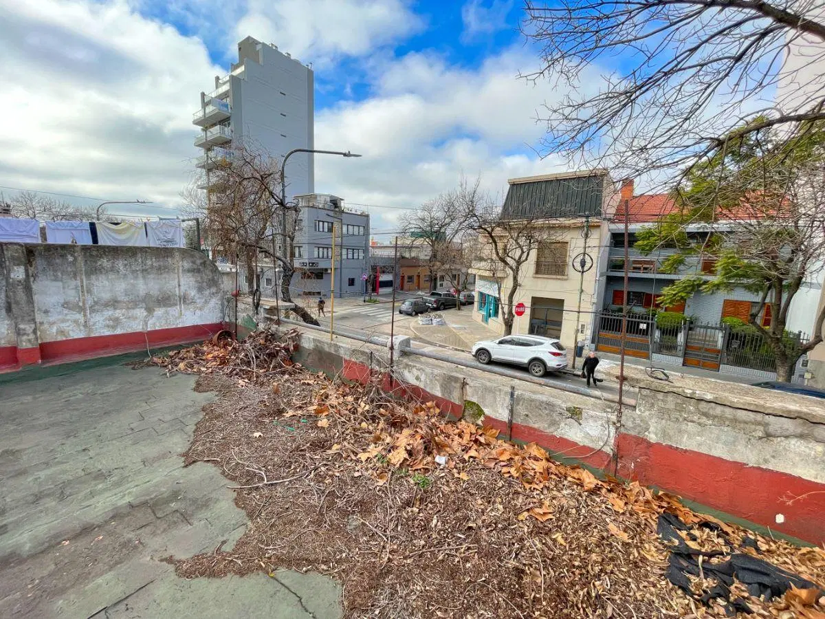 VENTA DE CASA A REFACCIONAR CON PROYECTO APROBADO EN VILLA URQUIZA 3