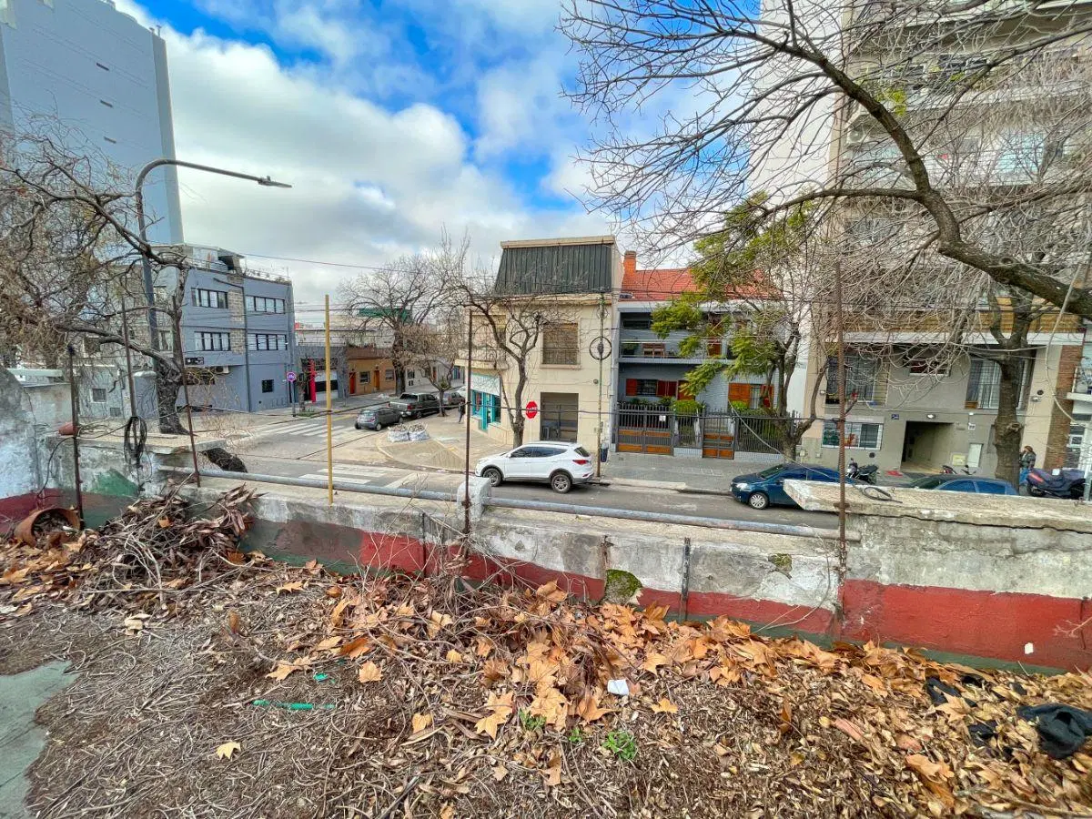 VENTA DE CASA A REFACCIONAR CON PROYECTO APROBADO EN VILLA URQUIZA 8