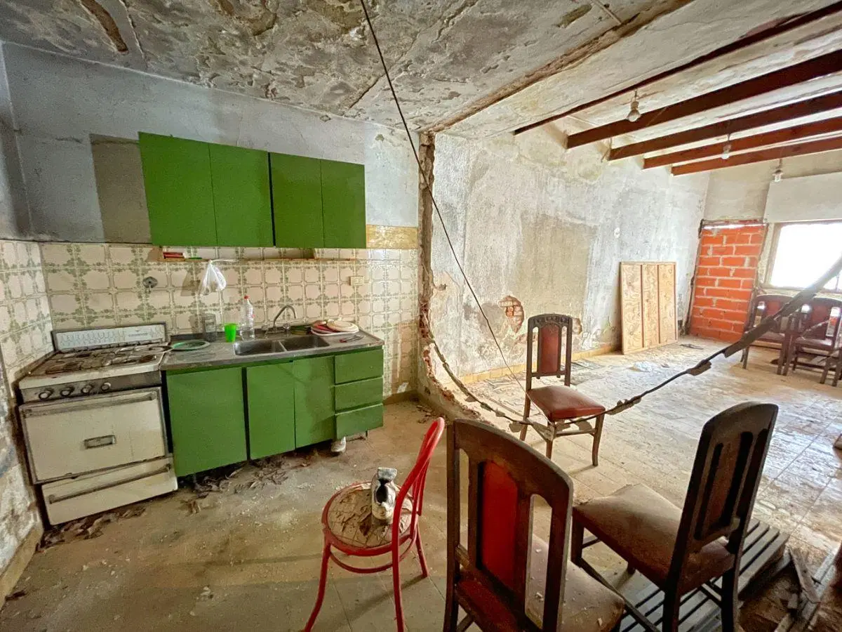 VENTA DE CASA A REFACCIONAR CON PROYECTO APROBADO EN VILLA URQUIZA 5