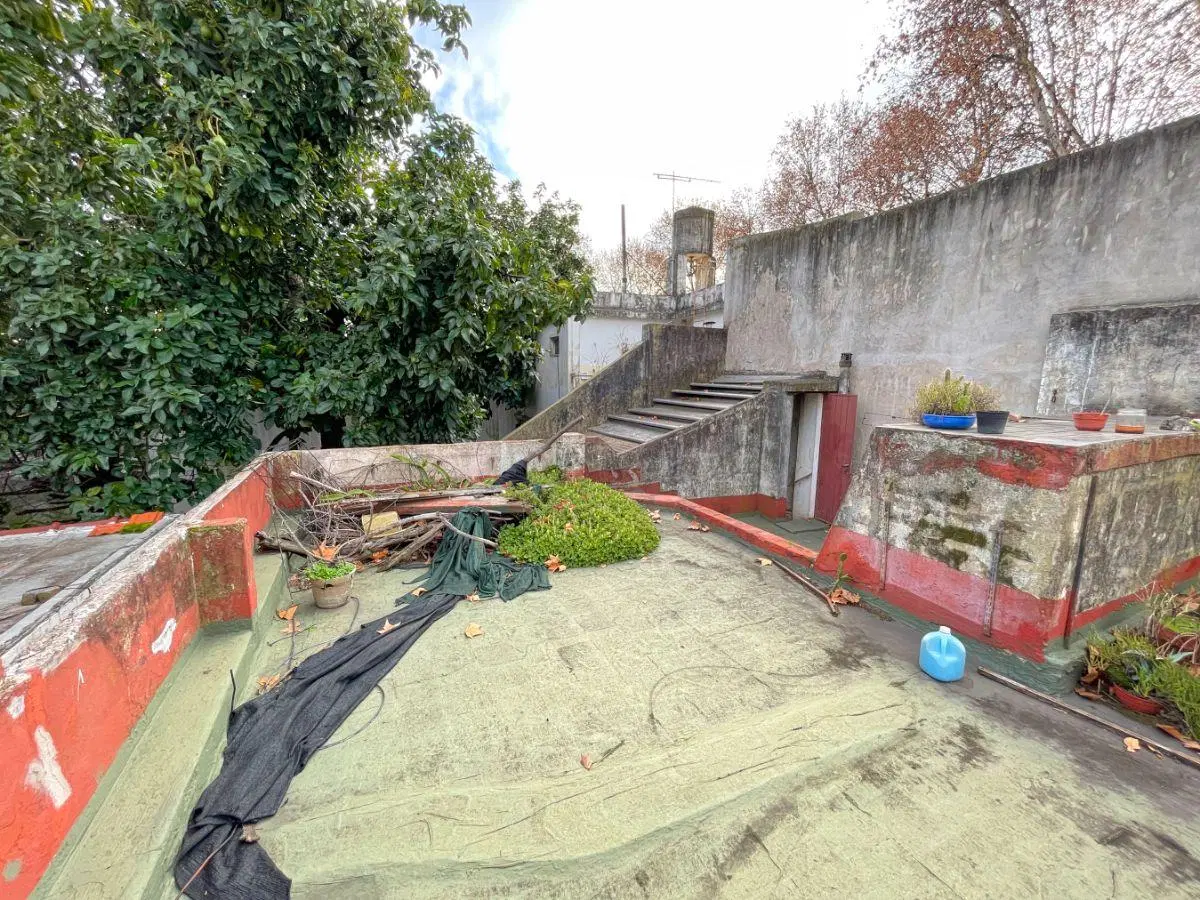 VENTA DE CASA A REFACCIONAR CON PROYECTO APROBADO EN VILLA URQUIZA 4