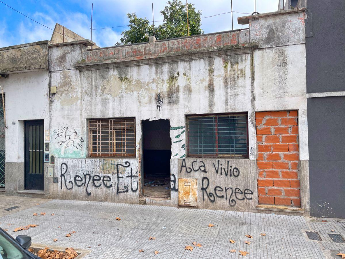Foto de Venta de Casa a Refaccionar con Proyecto Aprobado en Villa Urquiza, imagen 2