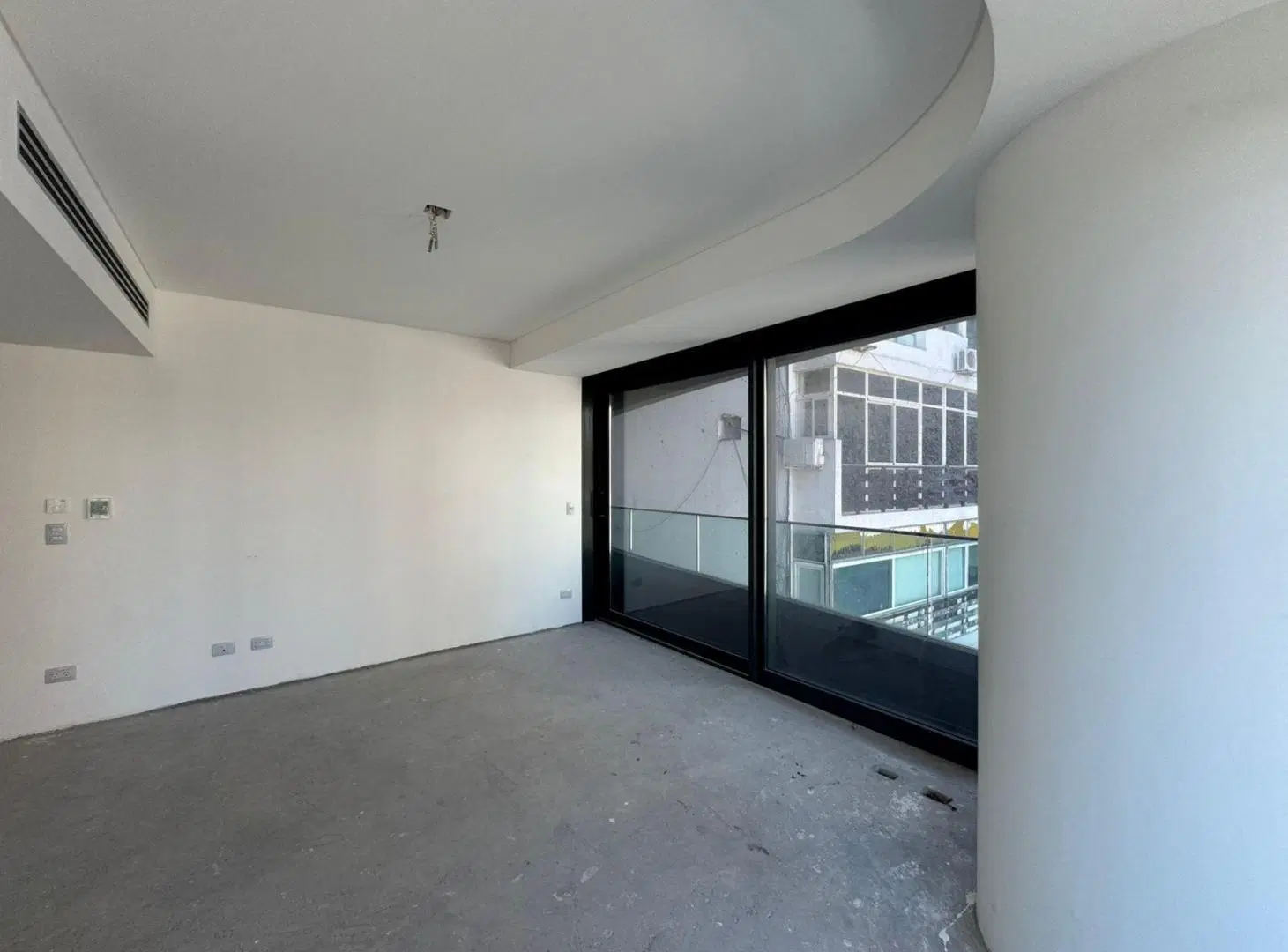 L´ Avenue Libertador  4 ambientes con cochera a la venta en Palermo 2