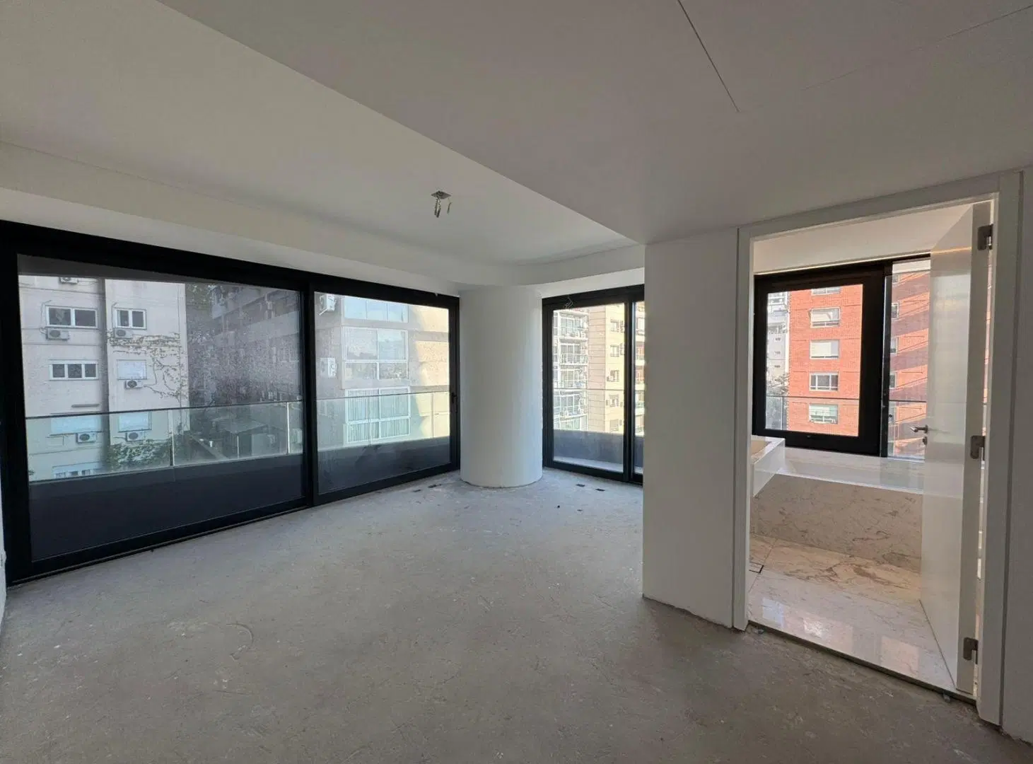 L´ Avenue Libertador  4 ambientes con cochera a la venta en Palermo 3