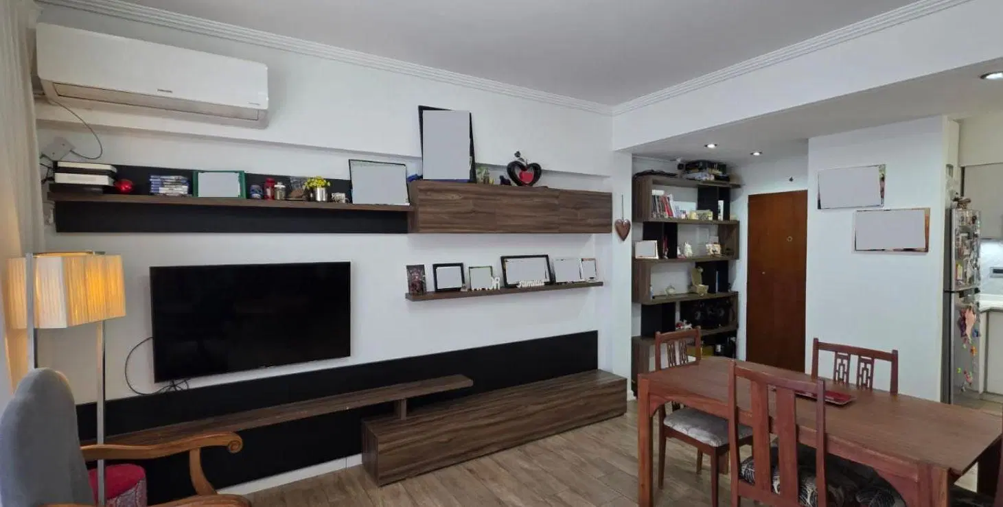 Departamento de 3 ambientes con cochera en Liniers 4
