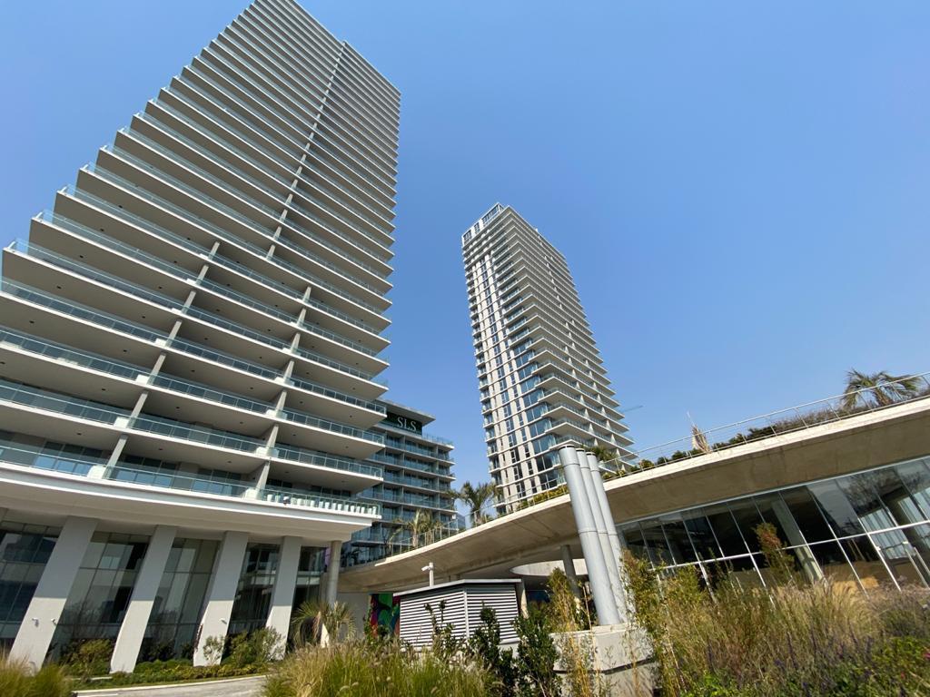 Foto de SLS TORRE II 4 ambientes cochera y baulera piso alto- Puerto Madero, imagen 1
