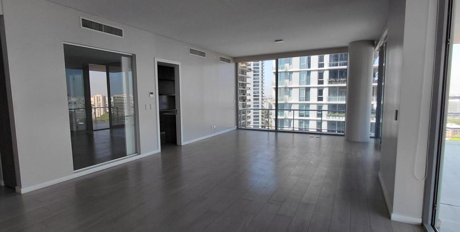 Foto de SLS TORRE II 4 ambientes cochera y baulera piso alto- Puerto Madero, imagen 4