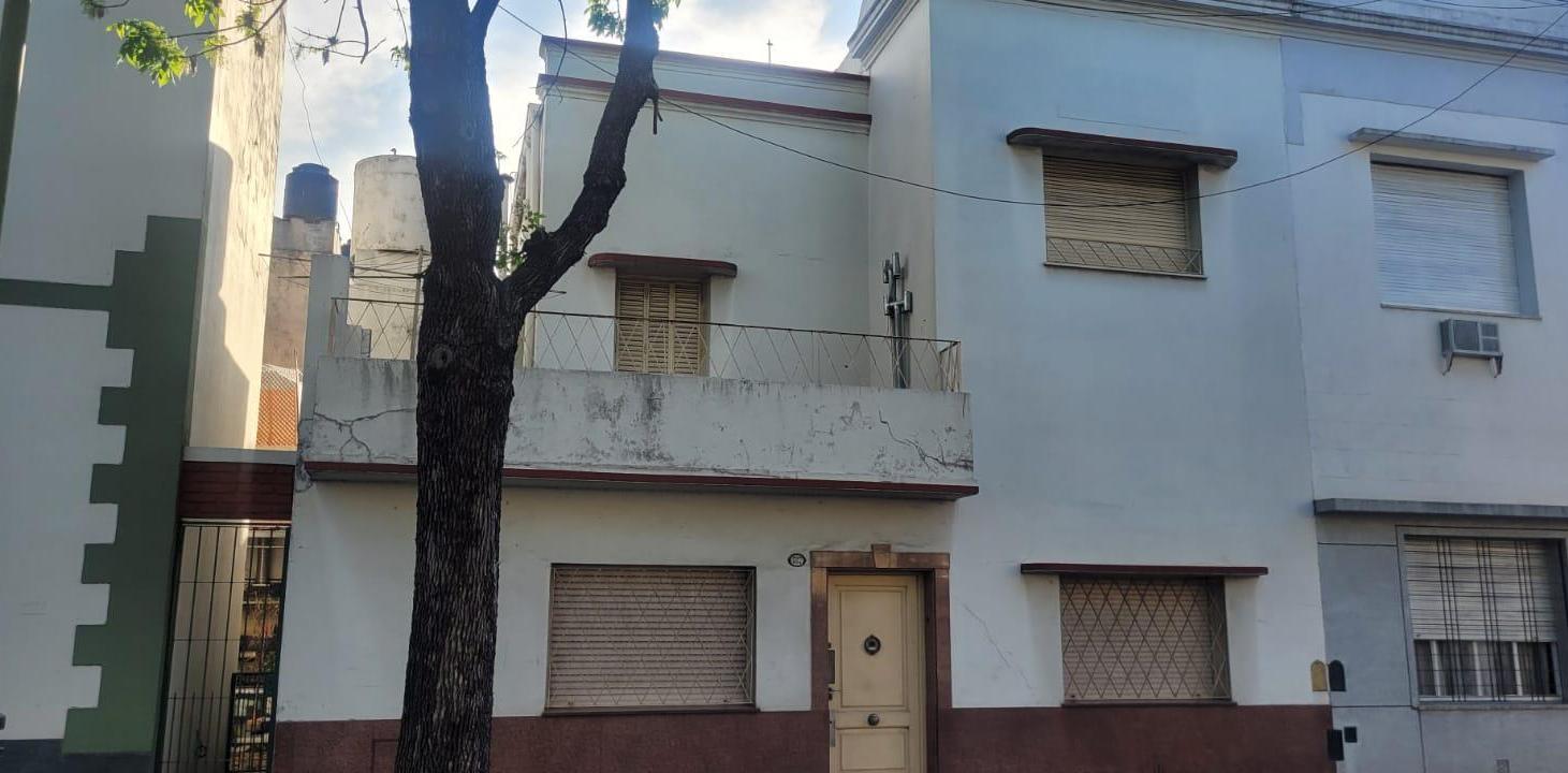 Foto de Casa en Liniers ex municipal 5 ambientes oprtunidad!!!, imagen 1