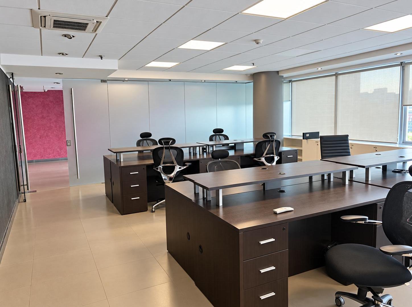 Foto de Oficina WTC 2 cocheras Amoblada- Puerto Madero, imagen 5