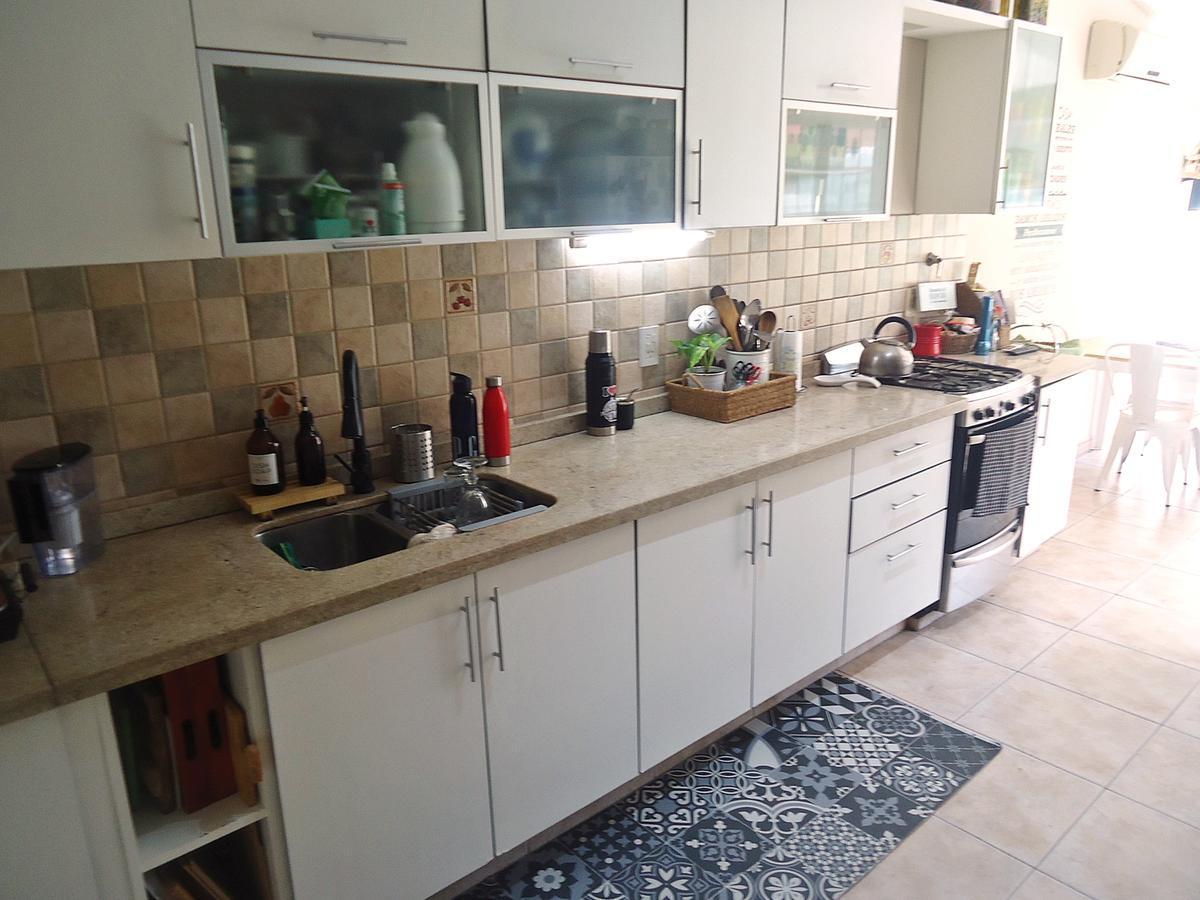 Venta Casa 7 Ambientes en Florida Mitre 3