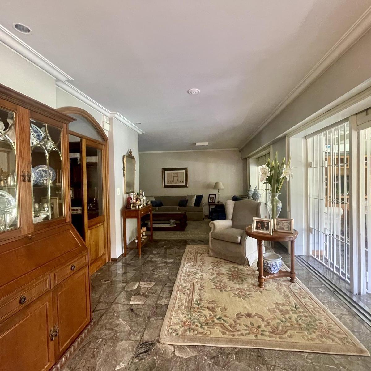 Venta Casa de 6 Ambientes en Florida Mitre 4
