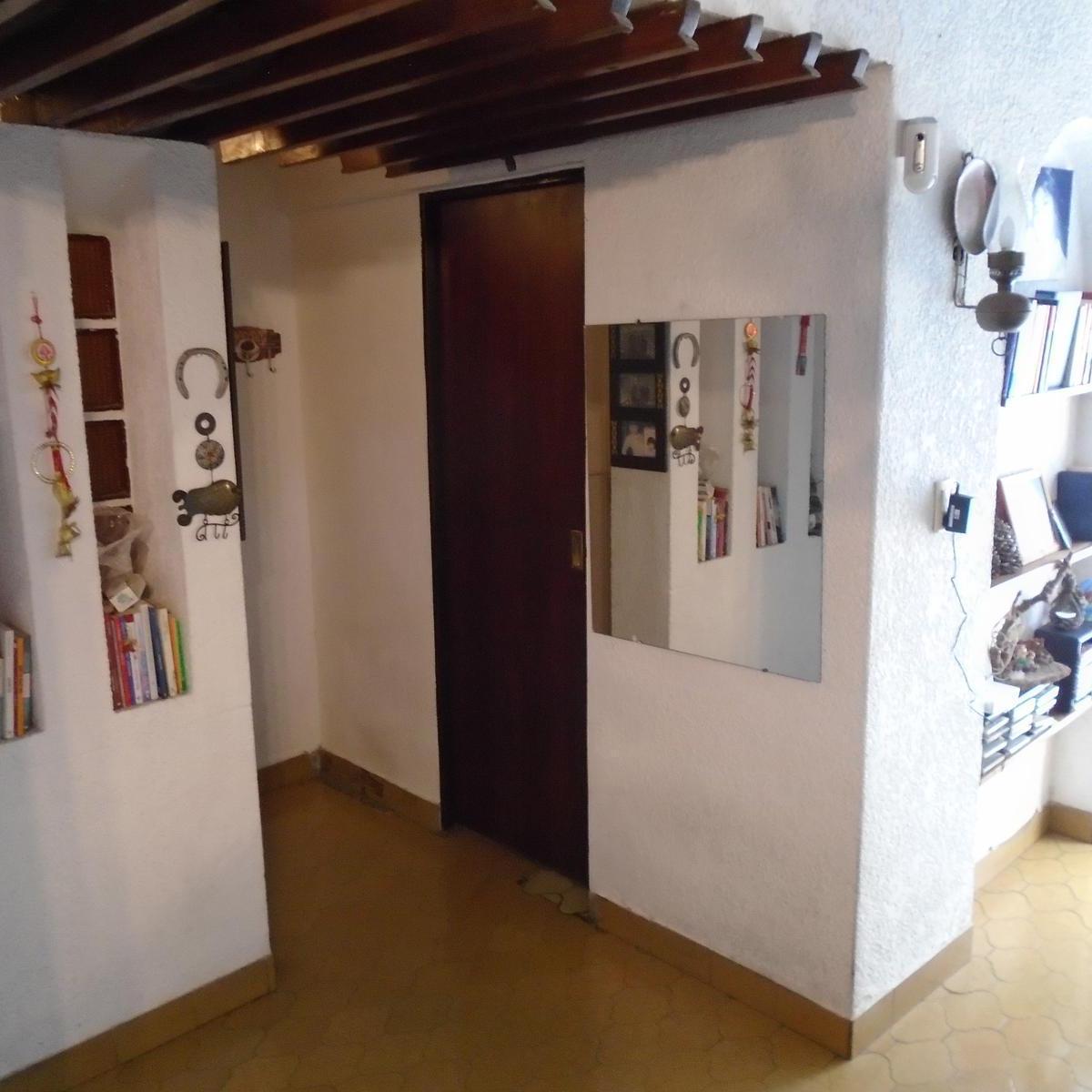 VENTA CASA 4 AMBIENTES EN CARAPACHAY
