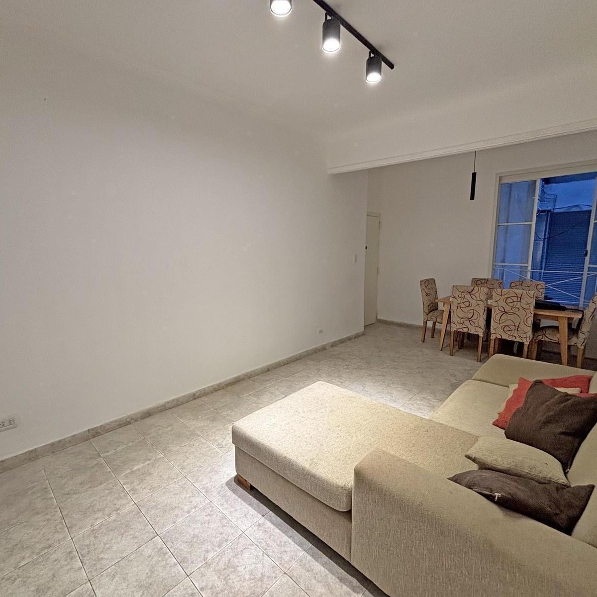 Foto de VENTA DEPARTAMENTO 3 AMBIENTES EN RECOLETA, imagen 5