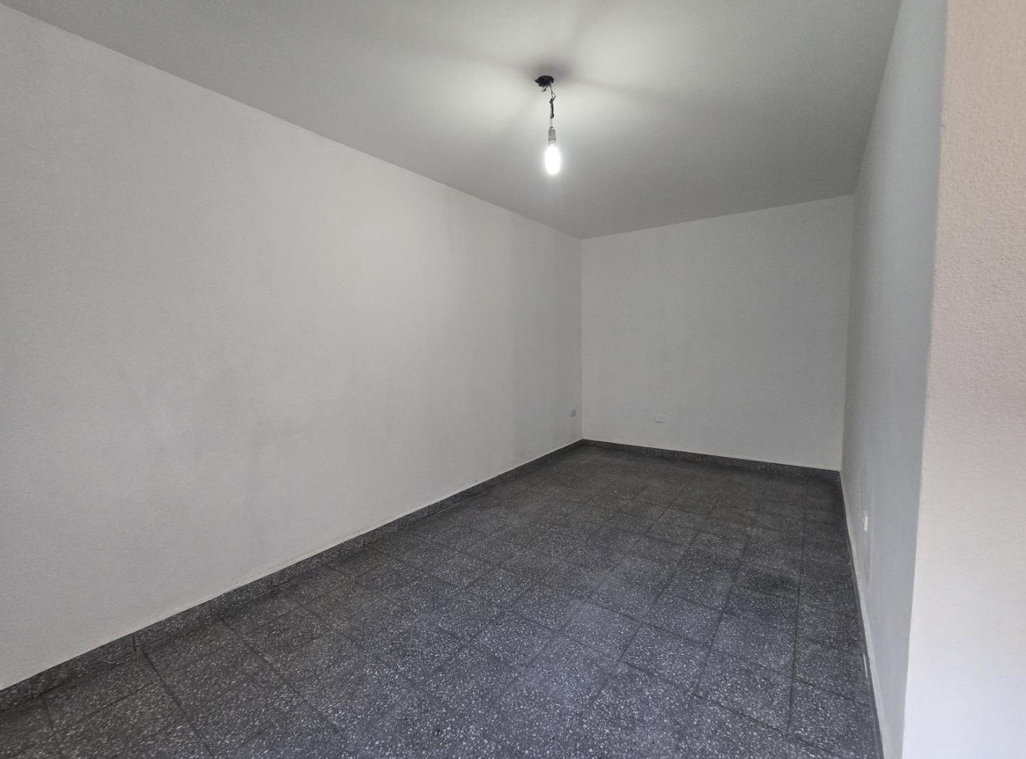 Foto de VENTA DEPARTAMENTO 3 AMBIENTES EN VILLA ADELINA, imagen 4
