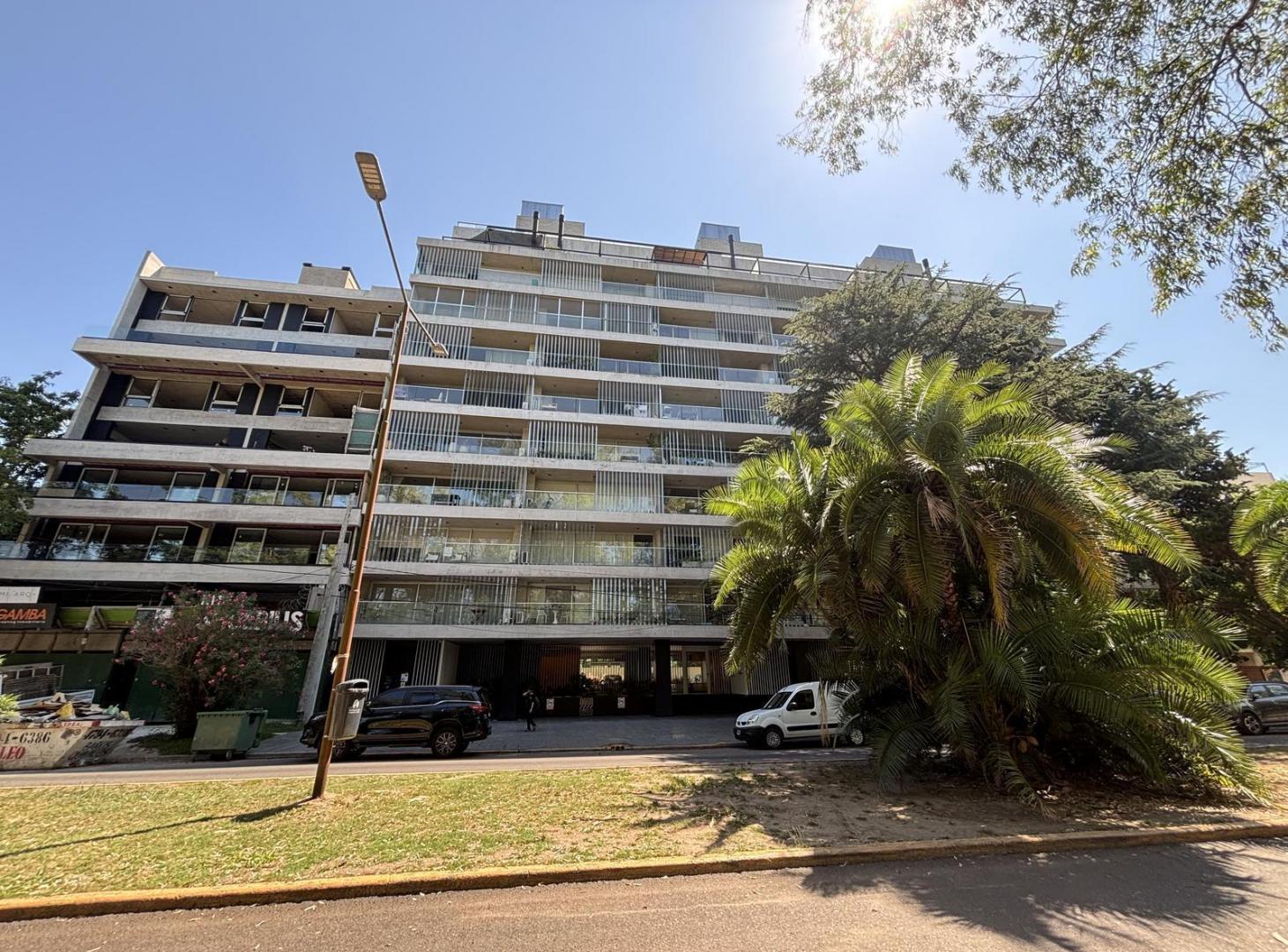 VENTA DEPARTAMENTO 2 AMBIENTES EN OLIVOS