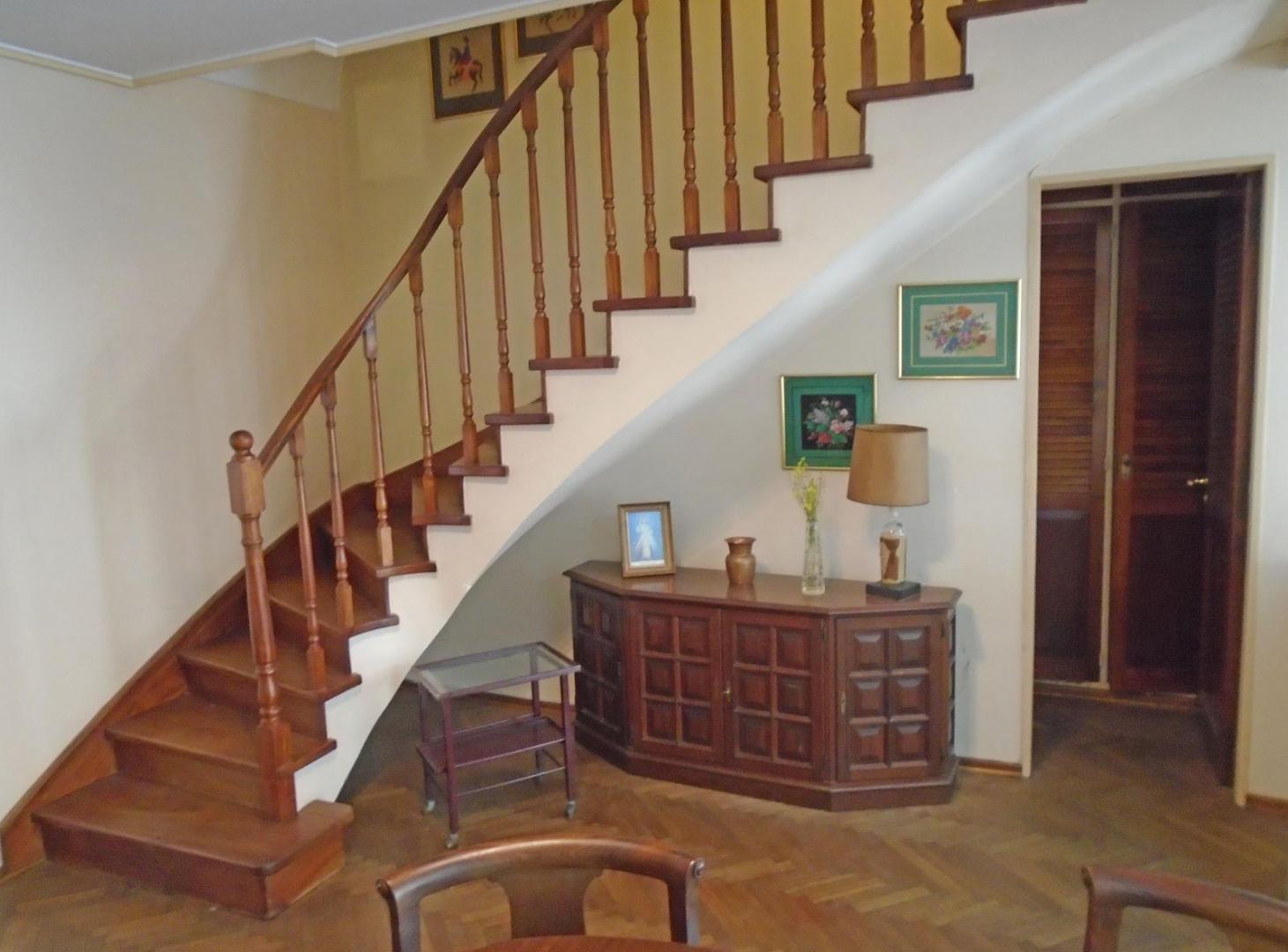 VENTA CASA 6 AMBIENTES EN FLORIDA MITRE