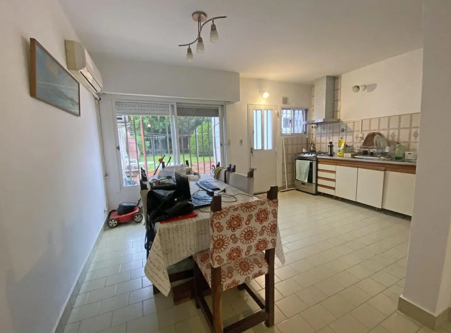 VENTA CASA 3 AMBIENTES EN MUNRO 4