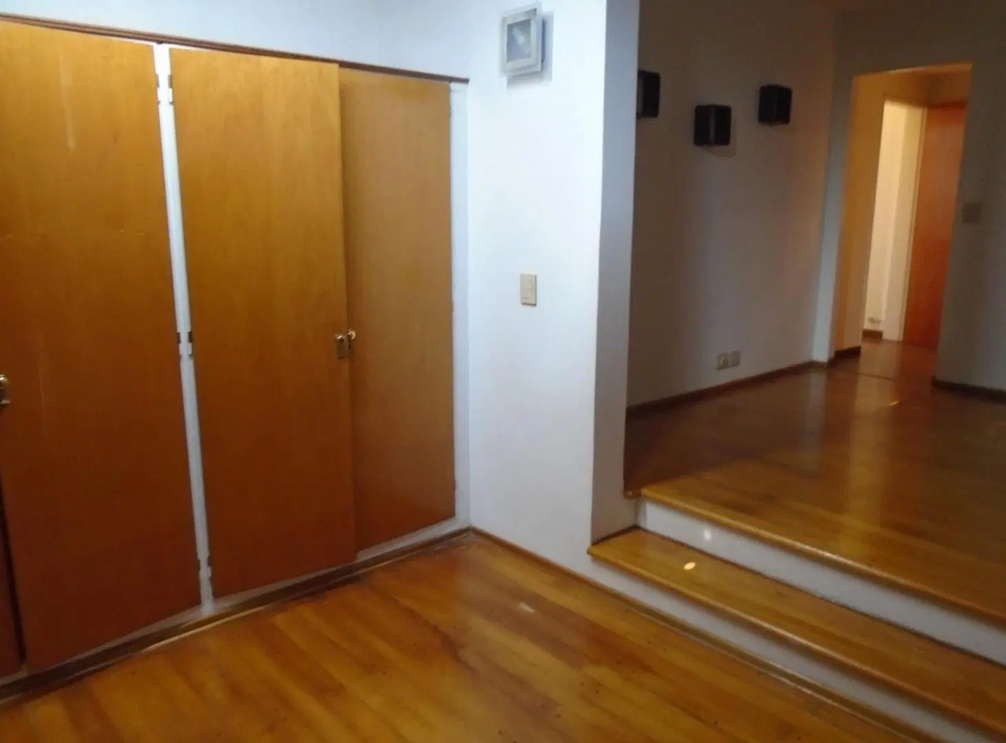 VENTA 2 CASAS 3 AMBIENTES EN MARTÍNEZ 4