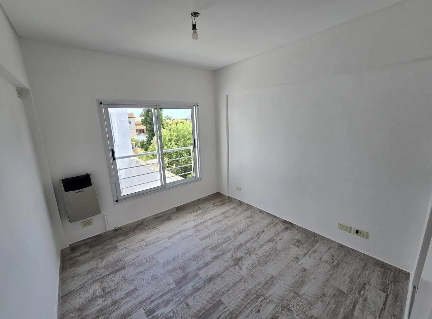 ALQUILER DEPARTAMENTO 2 AMBIENTES EN MUNRO 3