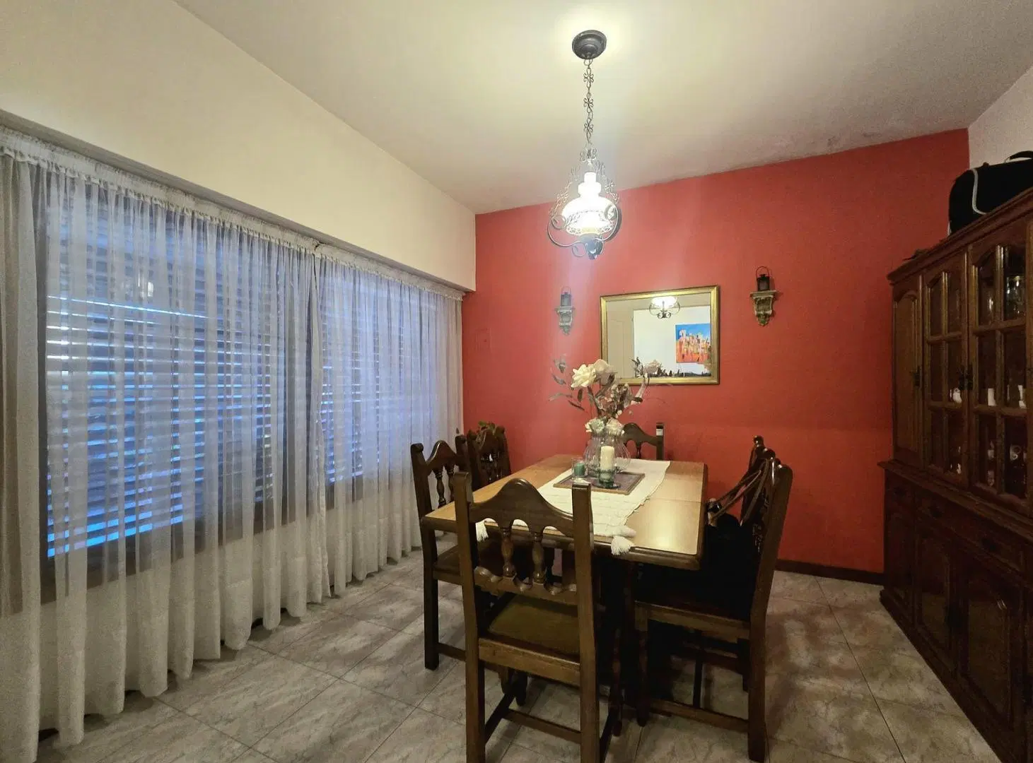 VENTA CASA 4 AMBIENTES EN VILLA ADELINA 2
