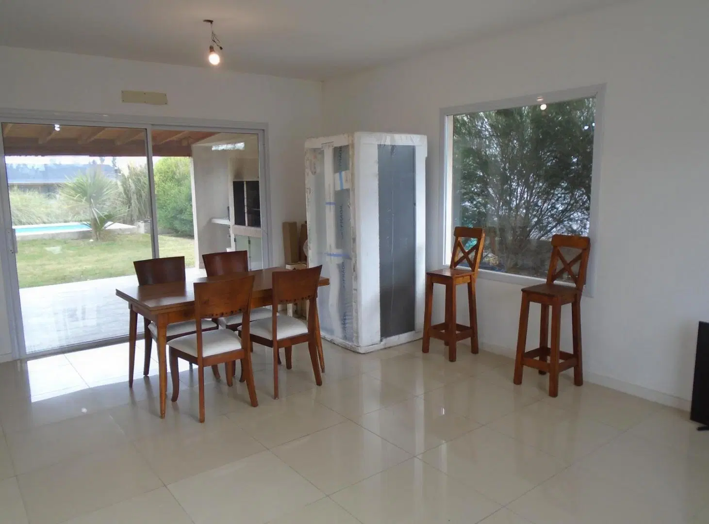 VENTA CASA 4 AMBIENTES EN INGENIERO MASCHWITZ 2