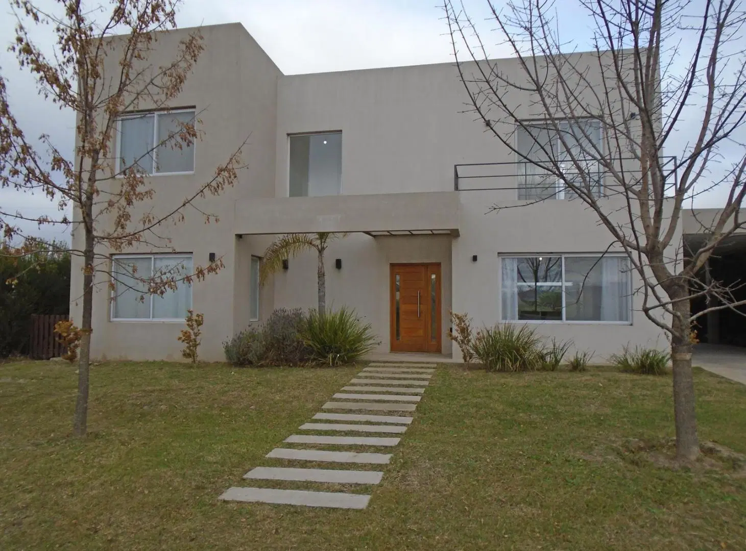 VENTA CASA 4 AMBIENTES EN INGENIERO MASCHWITZ 5