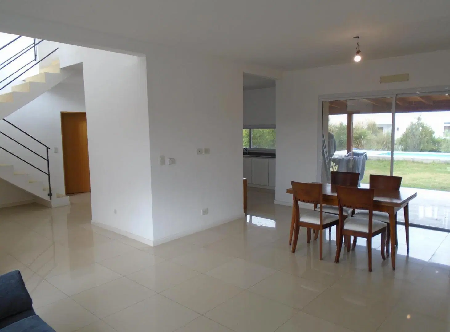 VENTA CASA 4 AMBIENTES EN INGENIERO MASCHWITZ 3