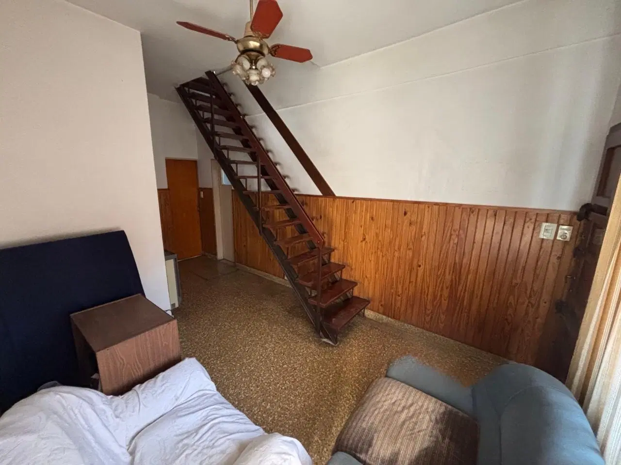 VENTA CASA CON DOS LOCALES EN OLIVOS 2