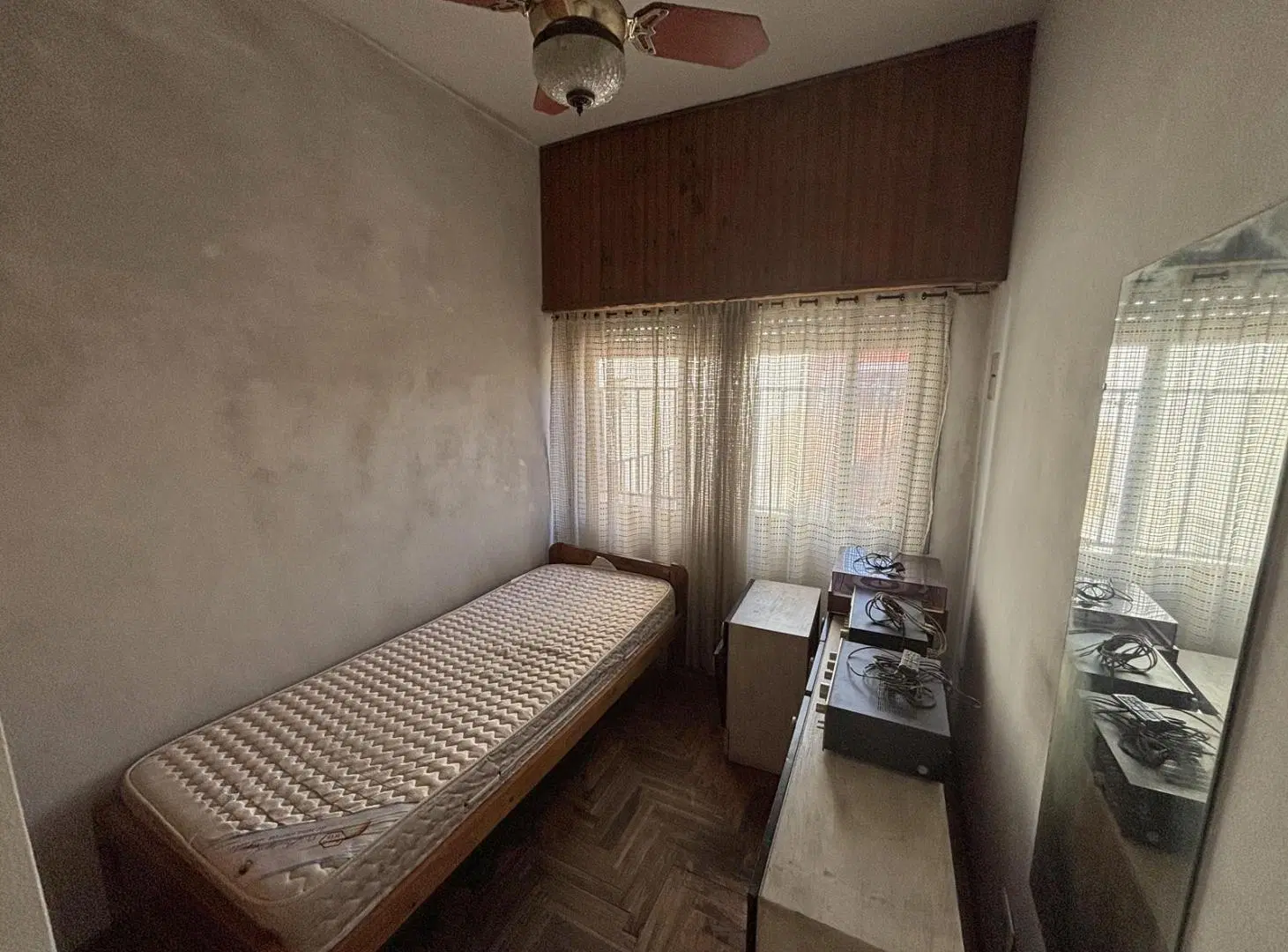 VENTA LOCALES CON VIVIENDA EN OLIVOS 5