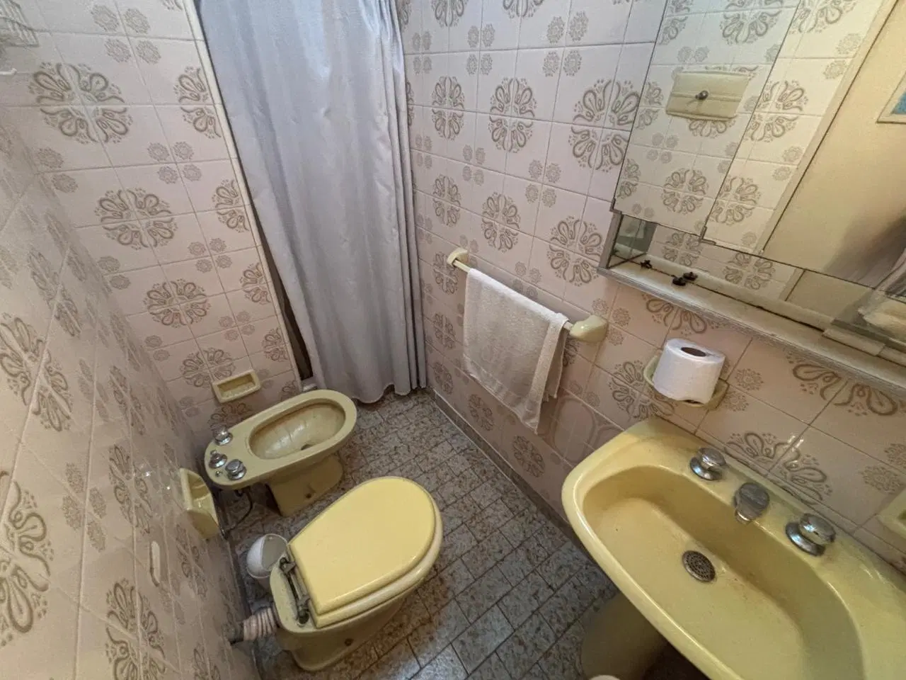 VENTA LOCALES CON VIVIENDA EN OLIVOS 3
