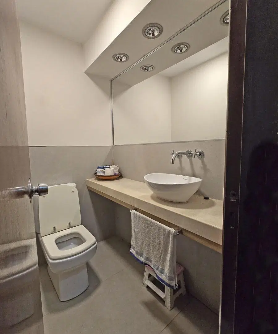 VENTA CASA 6 AMBIENTES EN VILLA ADELINA 4