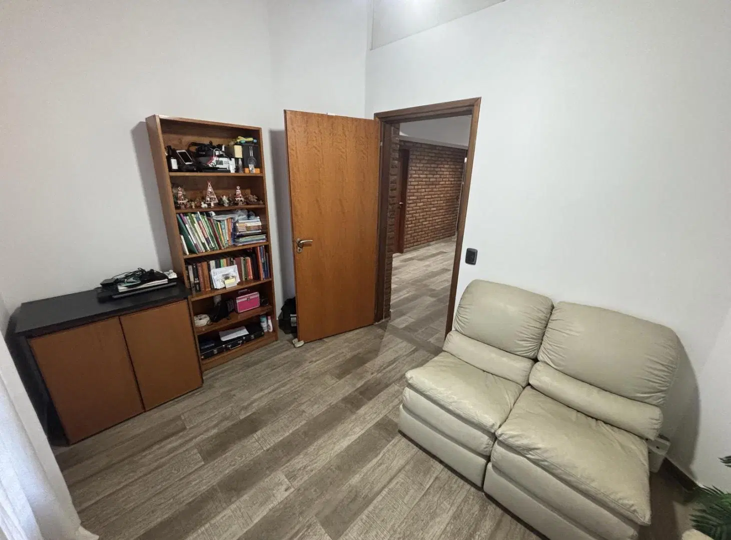VENTA CASA 5 AMBIENTES EN VILLA ADELINA 4
