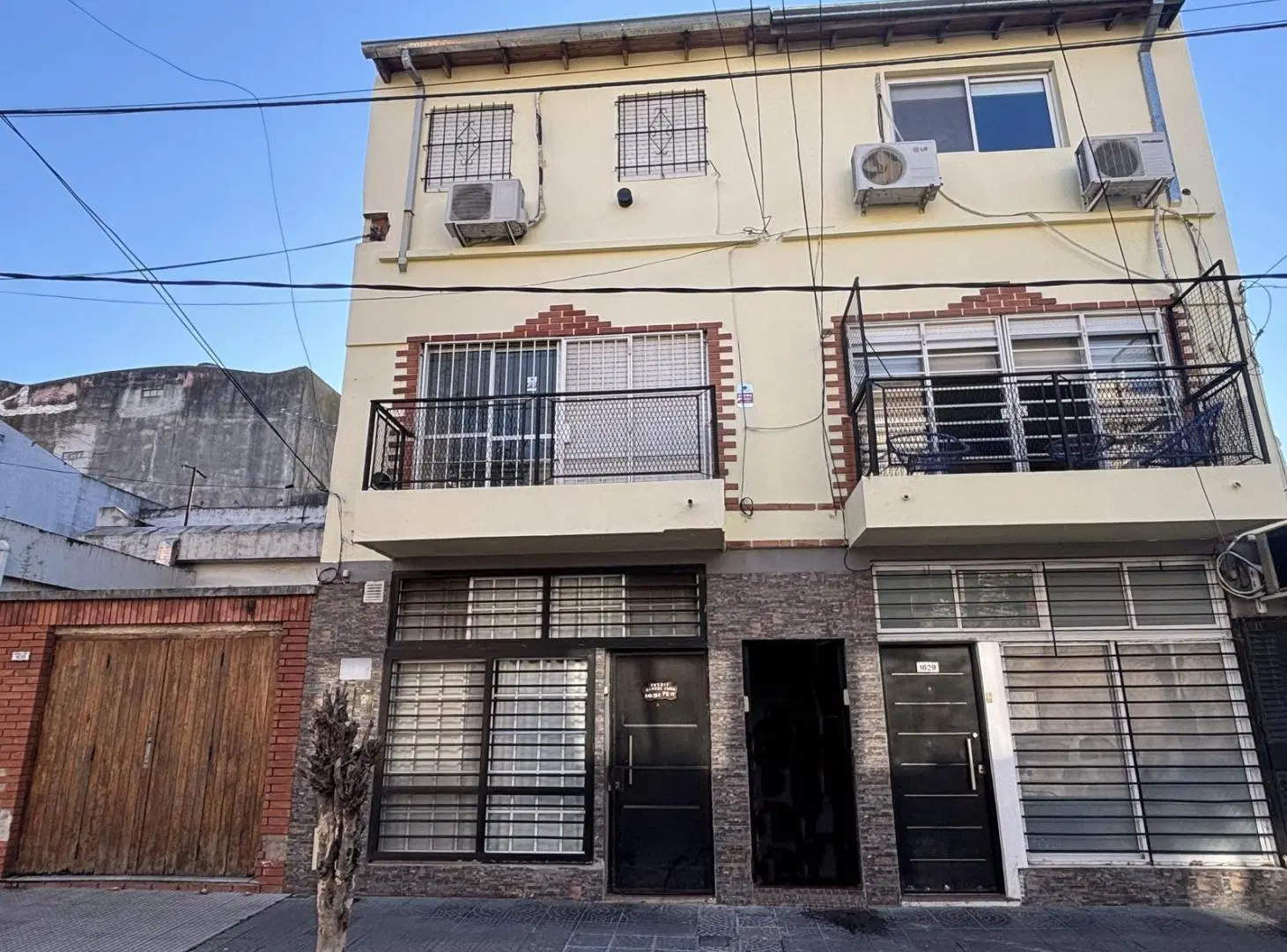 VENTA PH 3 AMBIENTES EN MONTE CASTRO 2