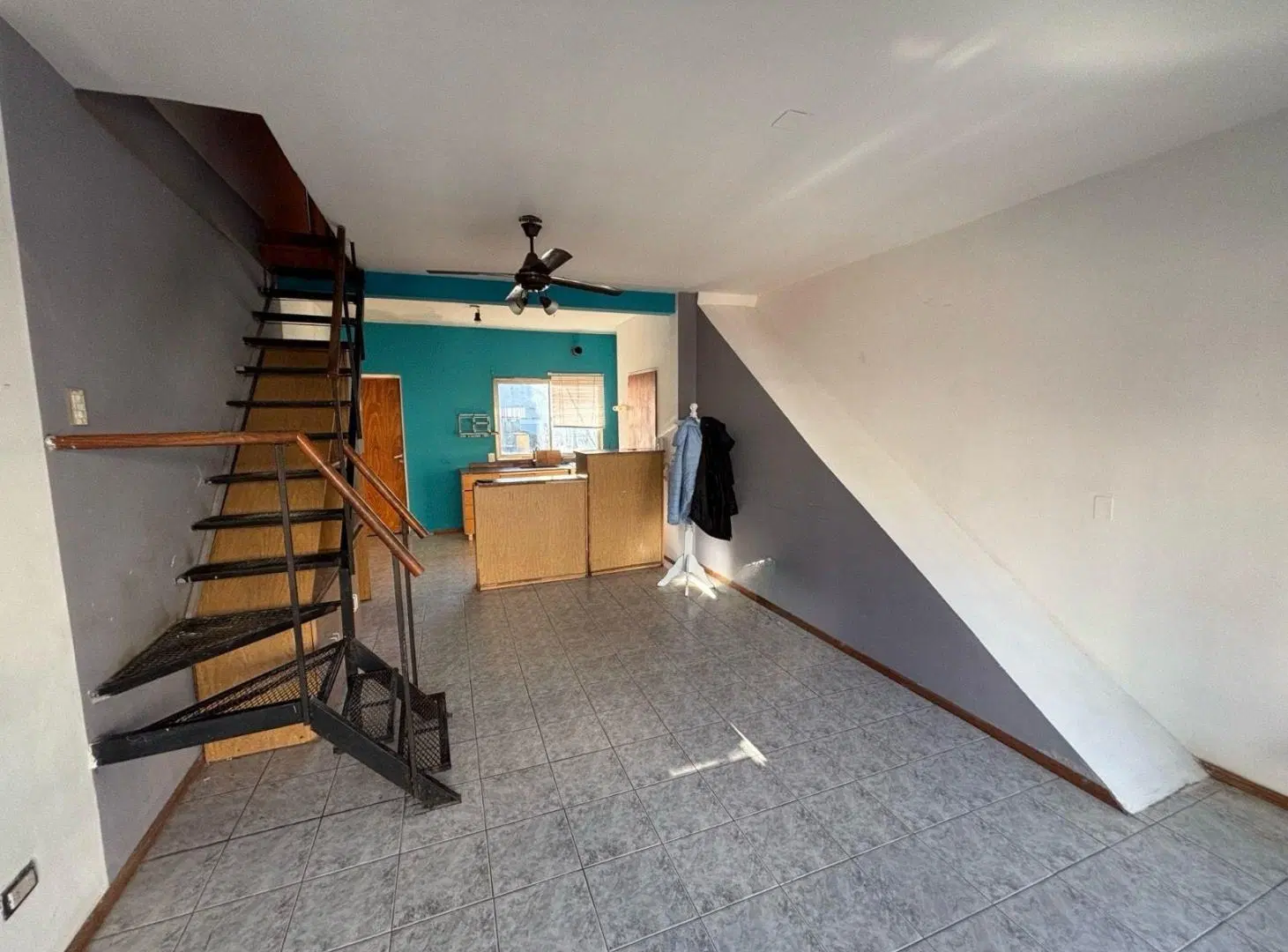 VENTA PH 3 AMBIENTES EN MONTE CASTRO 1