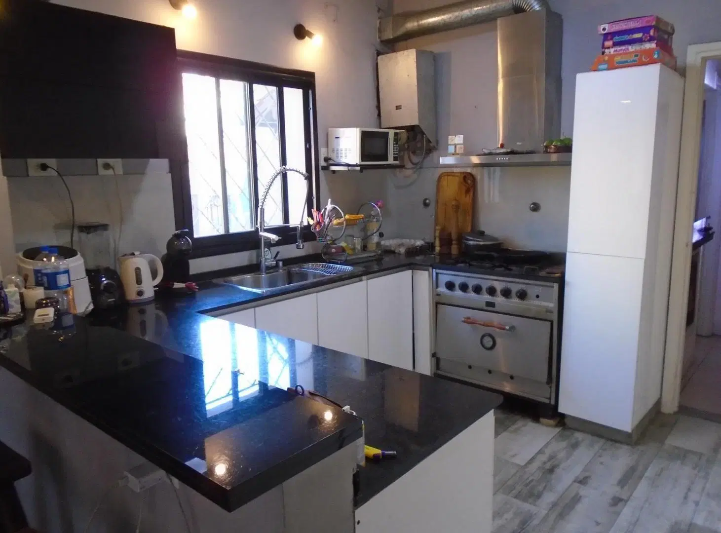 VENTA CASA DE 4 AMBIENTES EN VILLA BALLESTER 5