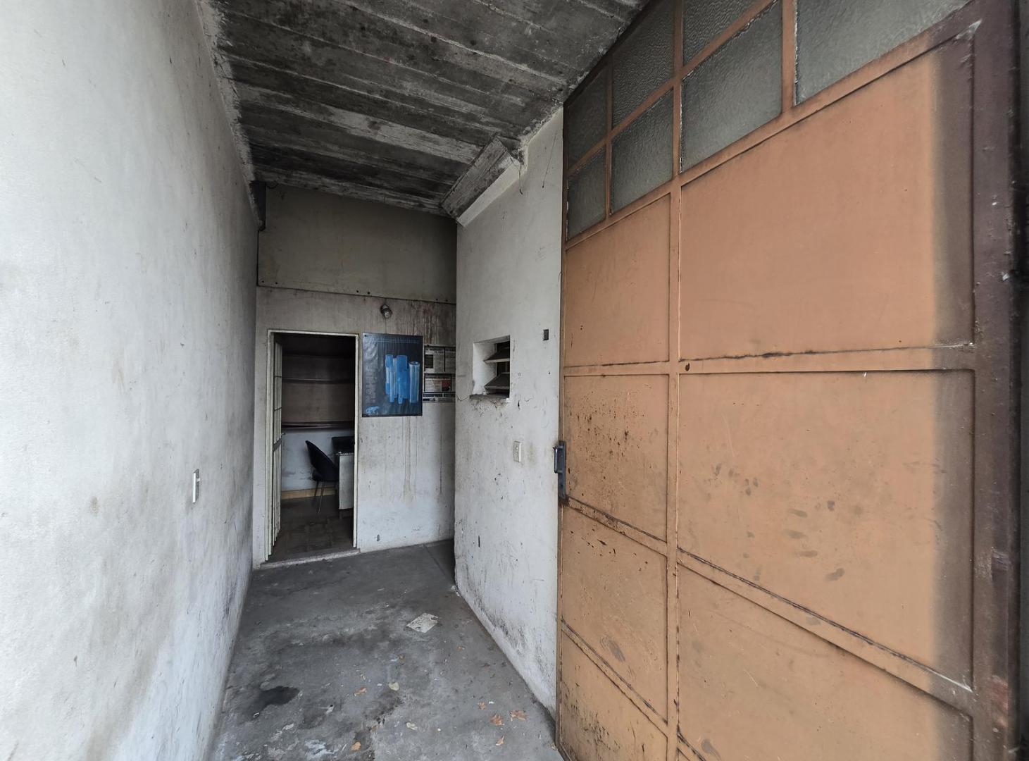Foto de VENTA DEPÓSITO EN BOULOGNE, imagen 2