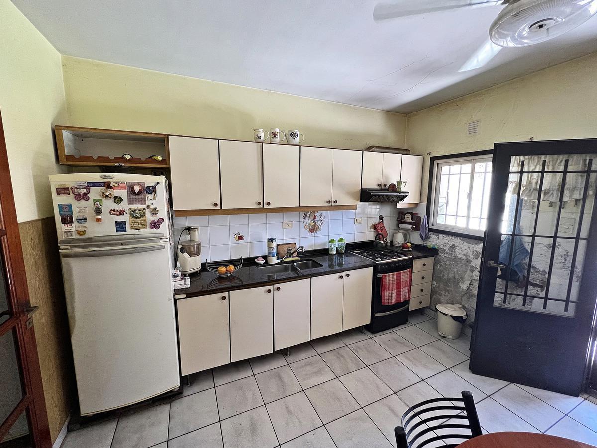 Foto de VENTA DÚPLEX 4 AMBIENTES EN MUNRO, imagen 2