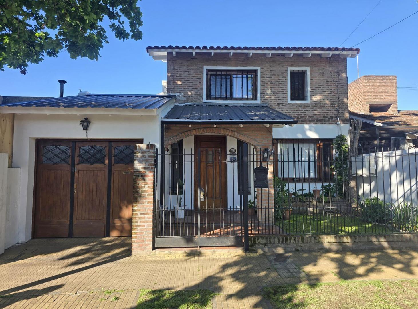 Foto de VENTA CASA 5 AMBIENTES EN MARTÍNEZ, imagen 3
