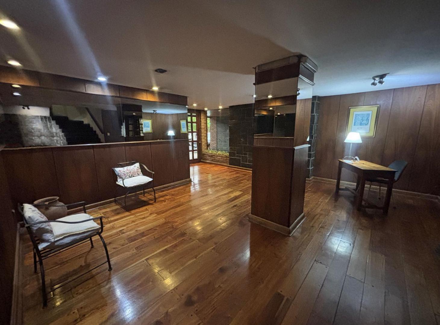 VENTA DEPARTAMENTO 4 AMBIENTES MÁS DEPENDENCIA EN BAJO DE OLIVOS