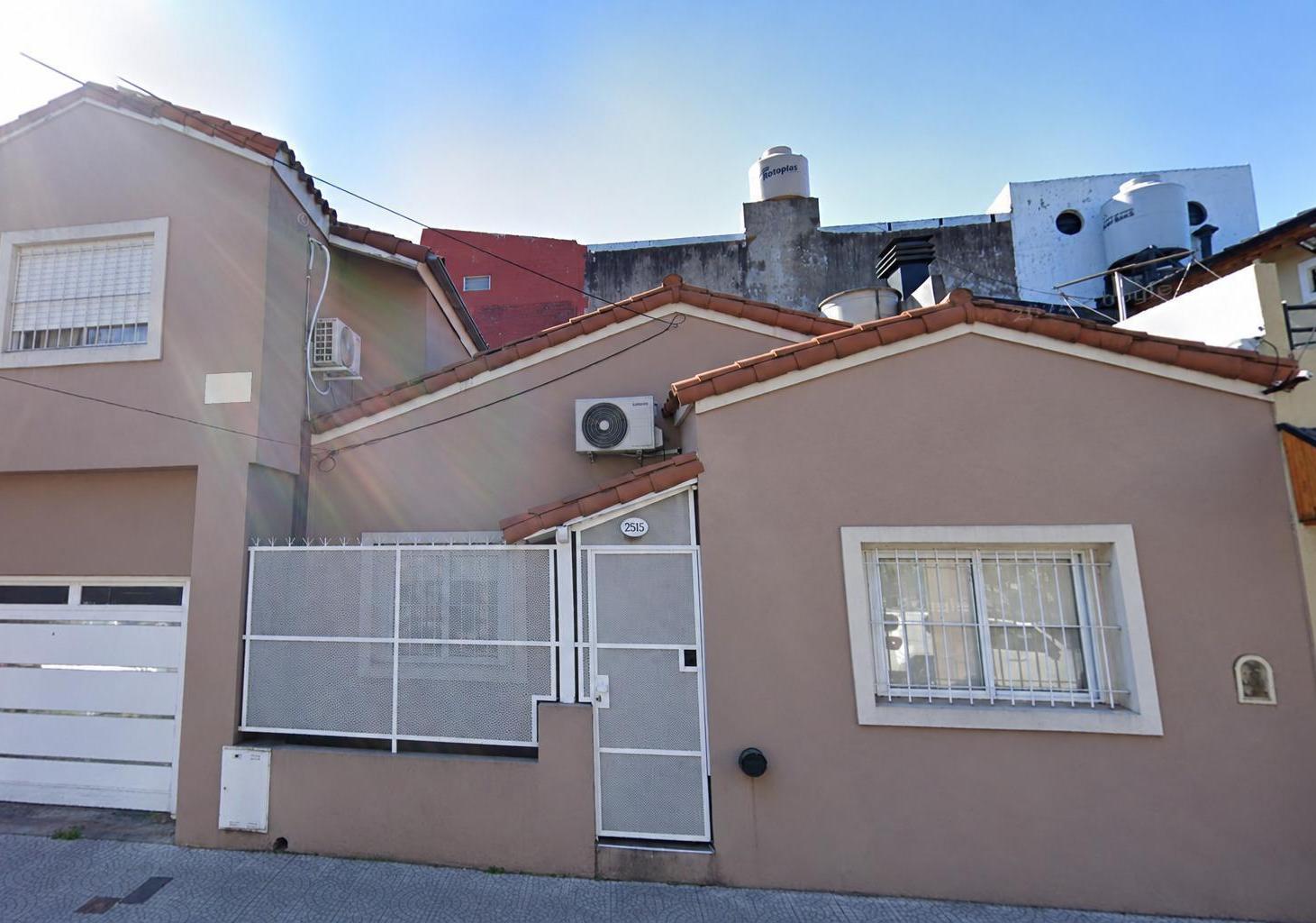 Foto de VENTA CASA 4 AMBIENTES EN MUNRO, imagen 1