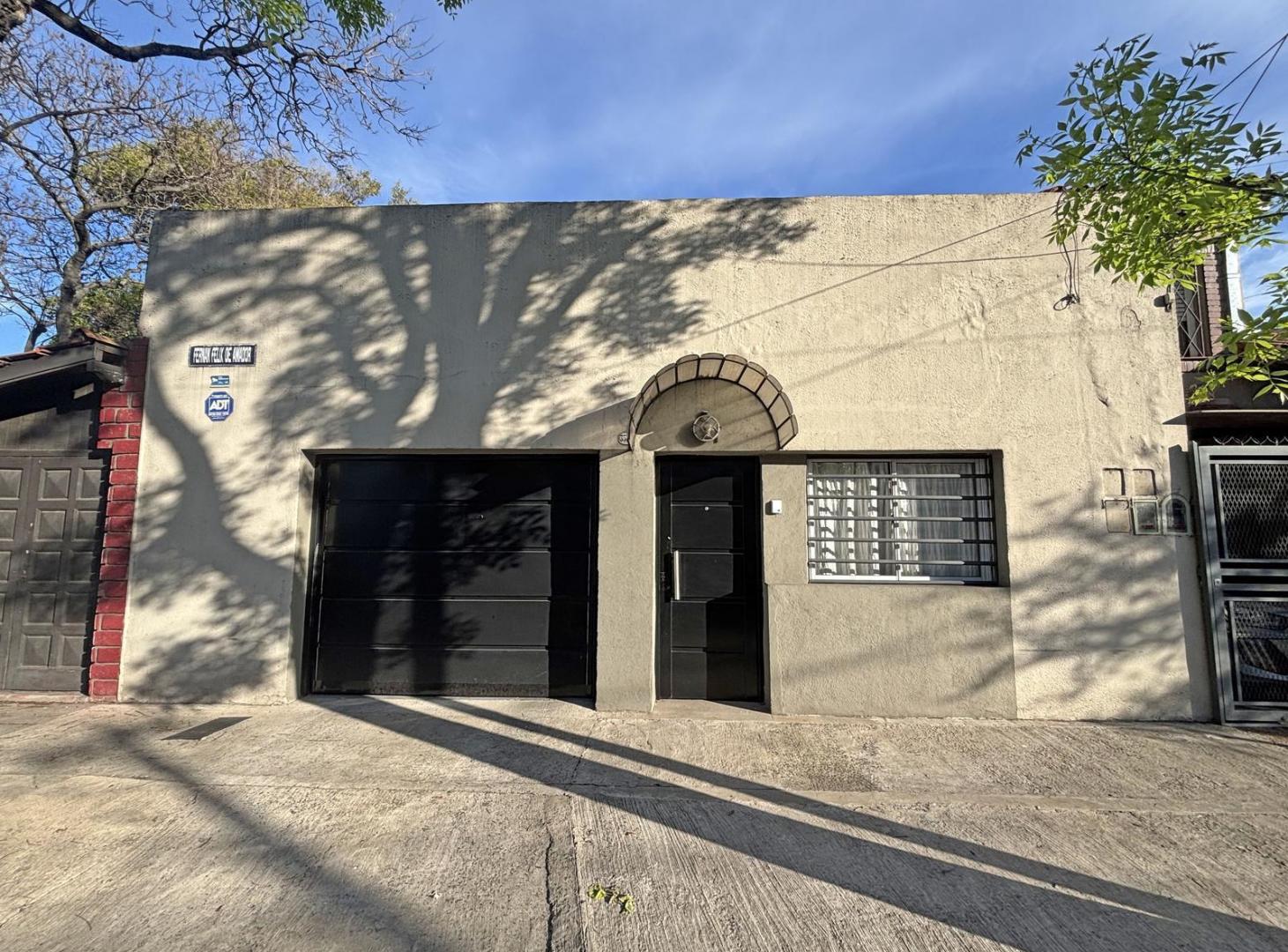 Foto de VENTA CASA 2 AMBIENTES EN MUNRO, imagen 2