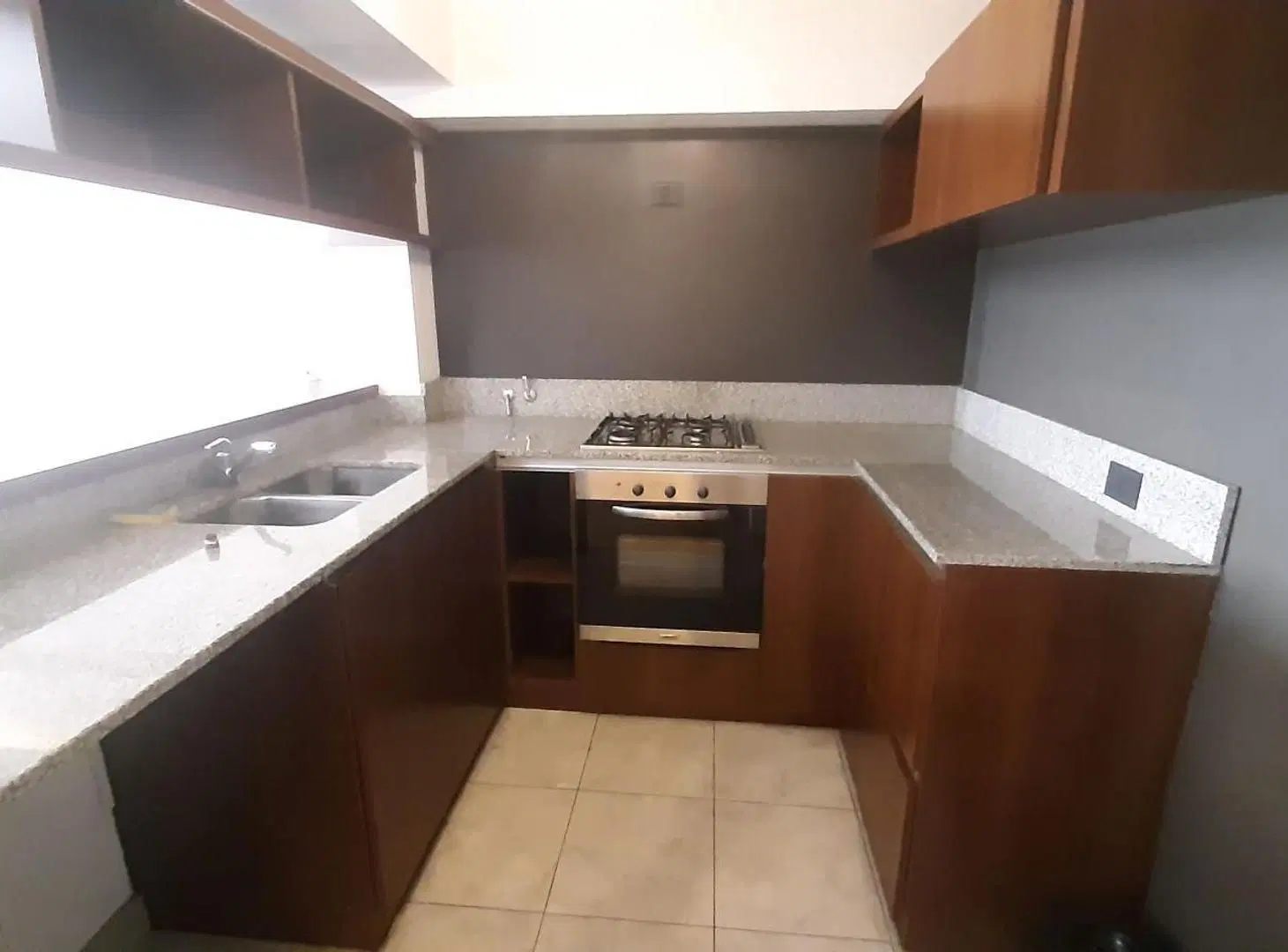 Amplio monoambiente balcón, vestidor, piscina,y parrilla 2