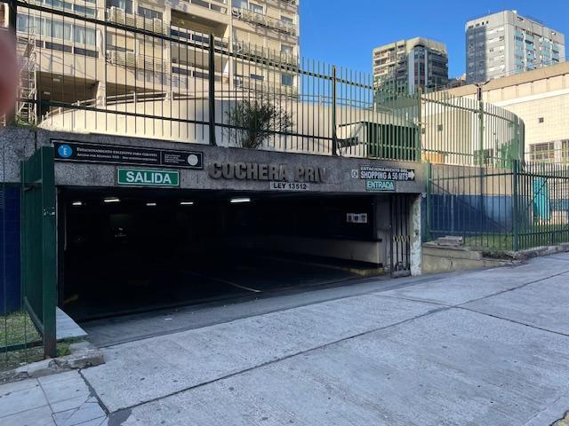COCHERA SOBRE ARENALES Y CORONEL DIAZ
