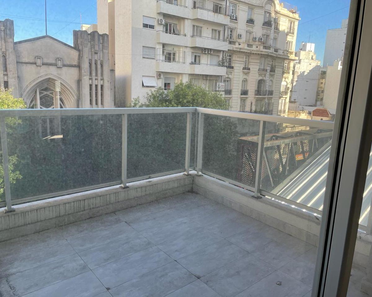 EXCELENTE 2 AMBIENTES FRENTE 65 M2