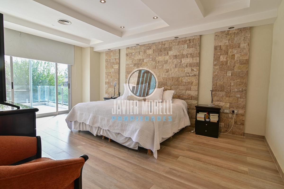 Casa. Venta. Canning. Saint Thomas Este Oeste. 2 Plantas. 4 dormitorios en suite