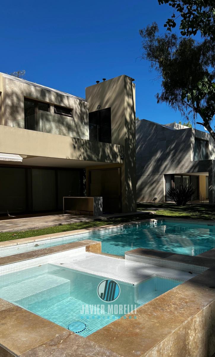 Casa. Venta. Alquiler. Canning. Saint Thomas. 4 Dormitorios. Financiación pvda.