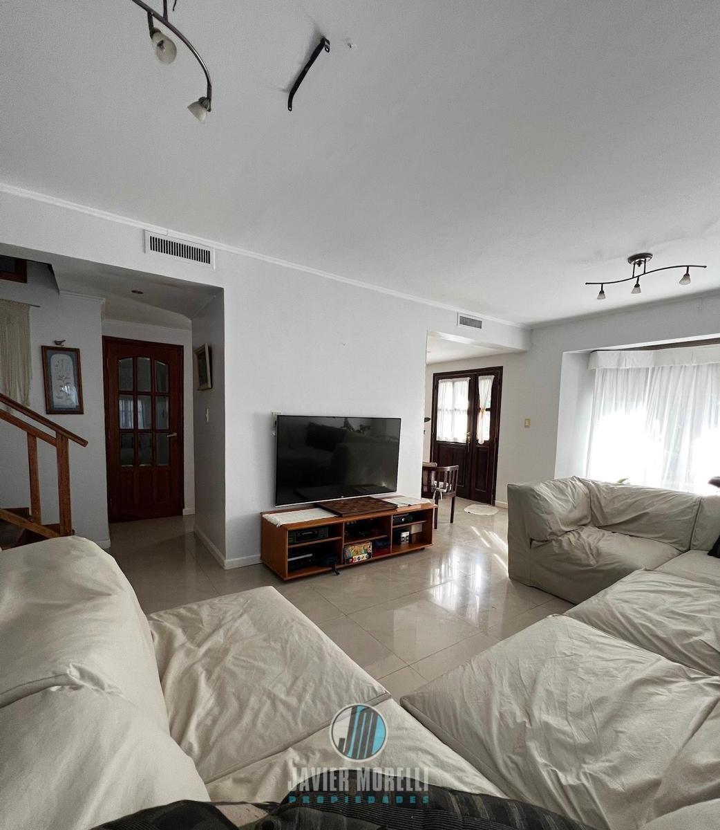 Casa. Venta. Canning. Echeverria del Lago. 5 habitaciones. Amplia