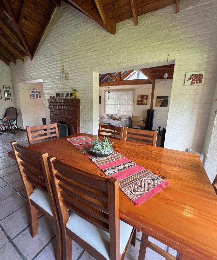 Foto de Casa. Venta. Canning. Campos de Echeverria. 4 amb., c/quincho cubierto, imagen 2