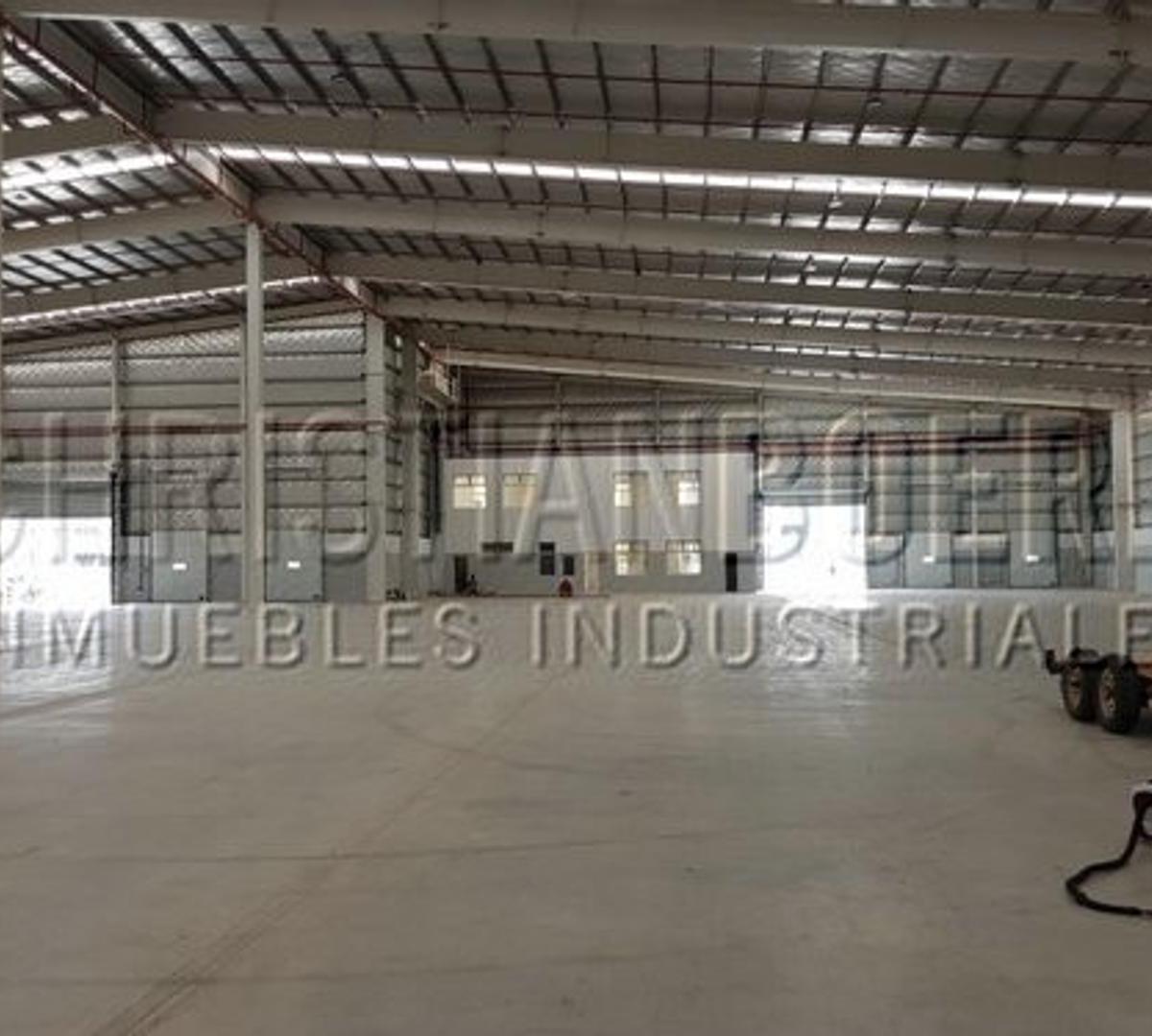 P Ind Pilar - 3.000 m² a Estrenar con Docks y Sprinklers. Pos 5