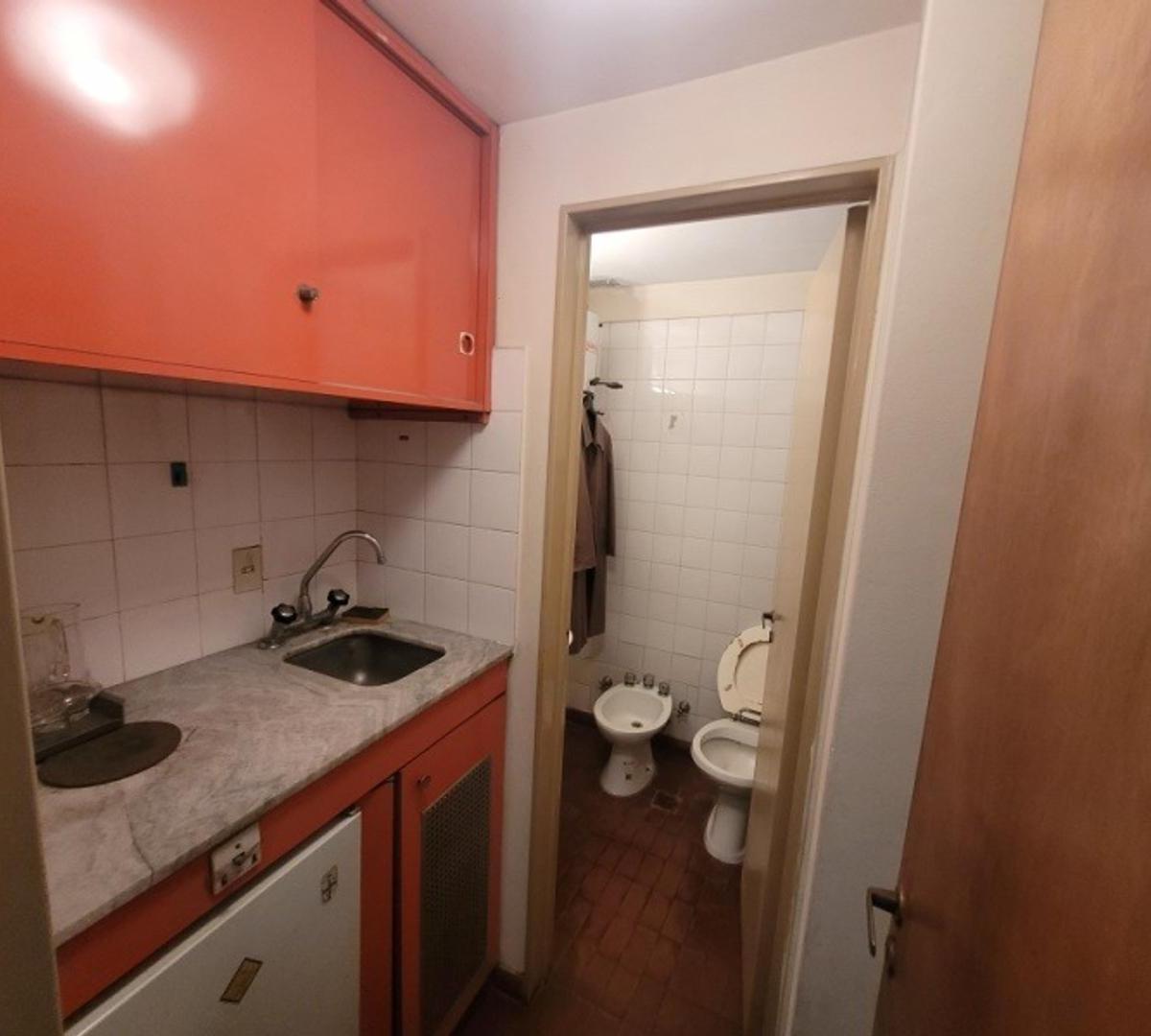 2 Oficinas Unidas en Microcentro - Juntas o Separadas 70 m 5